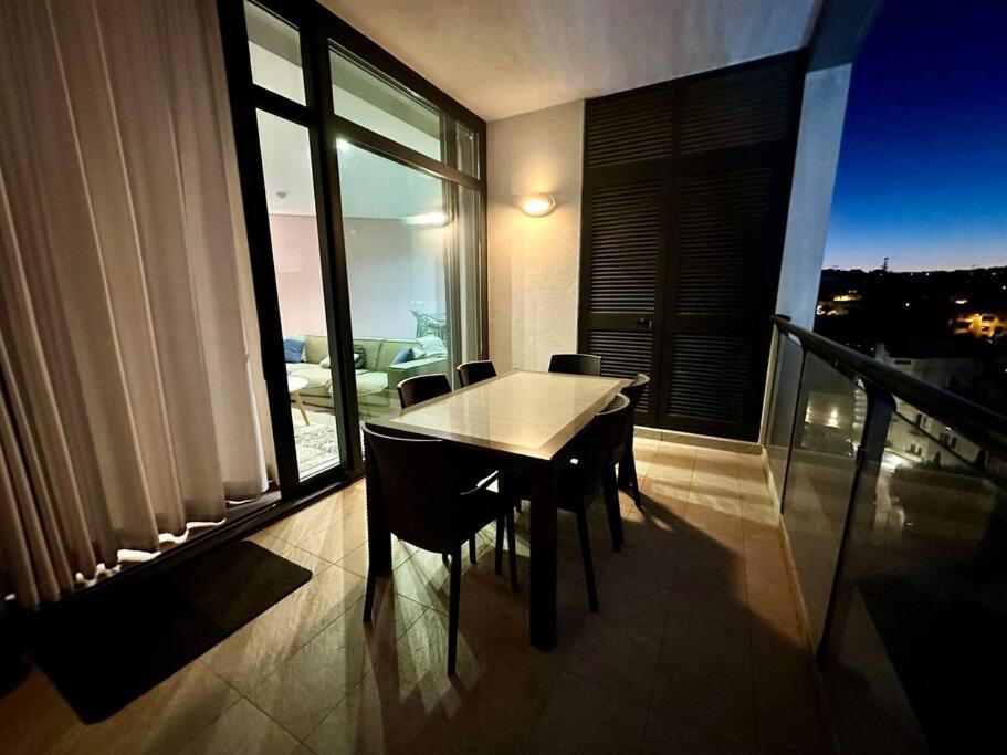 Saint Julian's Stunning 2Br Apt In St Julians מראה חיצוני תמונה